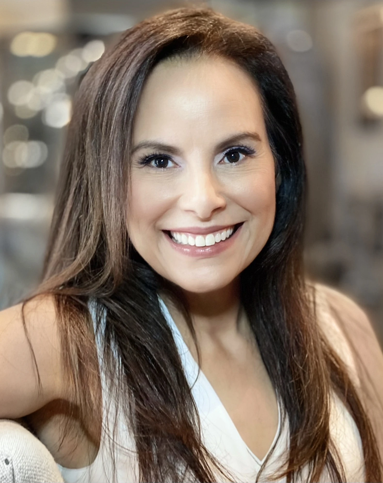 5976-rosalinde-rosado-licensed-coach-17661835648293.jpg